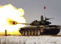 Танкисты ЦВО под Оренбургом провели боевые стрельбы из вооружения танка Т-72Б3