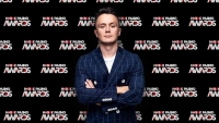 Ведущий премии «Новое Радио AWARDS» Илья Соболев: «В Конституции надо закрепить право человека на хорошую музыку»
