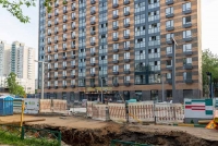 Жилой дом для переселения по программе реновации введут в этом году в Перово