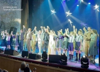 Фестиваль «Фабрика Станиславского» открылся показом спектакля «Безымянная звезда»