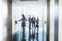 Умные лифты вернут сотрудников в офисы