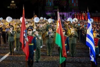 «Шестерёнка», «Расчёска» и «Домино» эффектно смотрелись на плац-параде Роты почётного караула ВС Беларуси