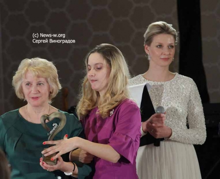 В МОСКВЕ ПРОШЛА ПЕРВАЯ БЛАГОТВОРИТЕЛЬНАЯ ПРЕМИЯ «AURORA AWARDS»