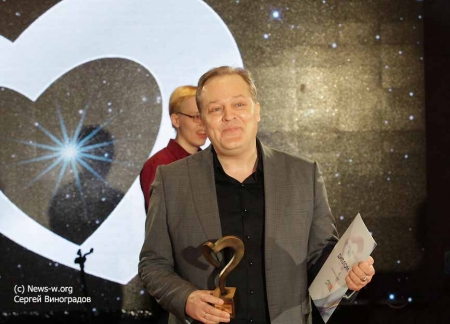 В МОСКВЕ ПРОШЛА ПЕРВАЯ БЛАГОТВОРИТЕЛЬНАЯ ПРЕМИЯ «AURORA AWARDS»