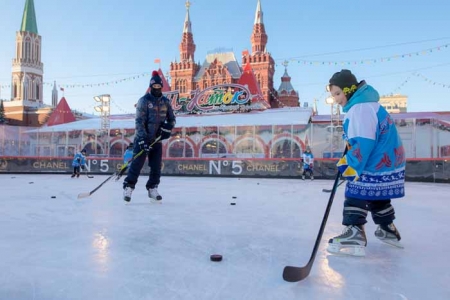 День Московского спорта на ГУМ-Катке на Красной площади