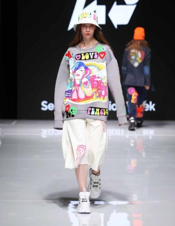 Seasons Fashion Week SS’2022 – королевский выход, глоток воздуха, сюрреалисты и осознанный апсайкл