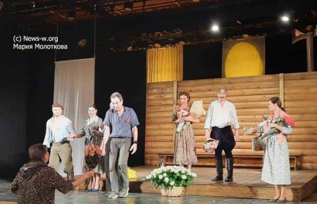 Центральный академический театр Российской Армии представил премьеру в День Победы