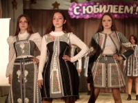 10 Ga-La Boheme Fashion Show: фестиваль моды «Многогранный блеск под любым углом» состоялось 24 апреля 2022 в Москве