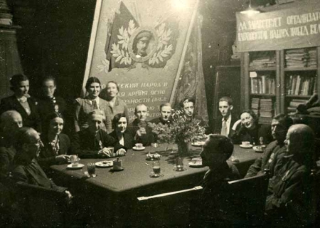 Бахрушинский музей откроет доступ к документальным хроникам времен Великой Отечественной войны