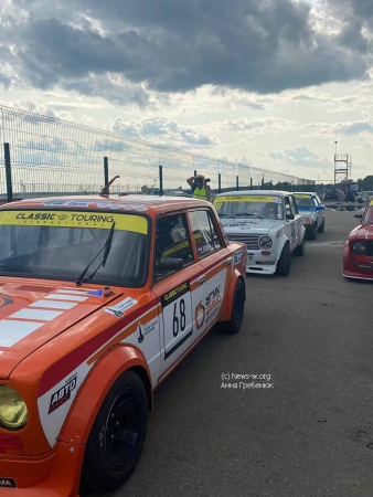 Главная ретрогонка лета: Classic Touring. Гран-При Авторадио на «ADM Raceway»!