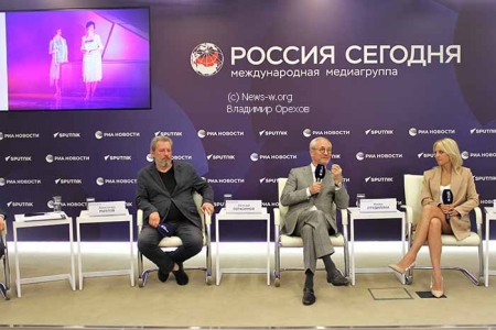 Пресс-конференция к 130-летию со дня рождения Владимира Маяковского
