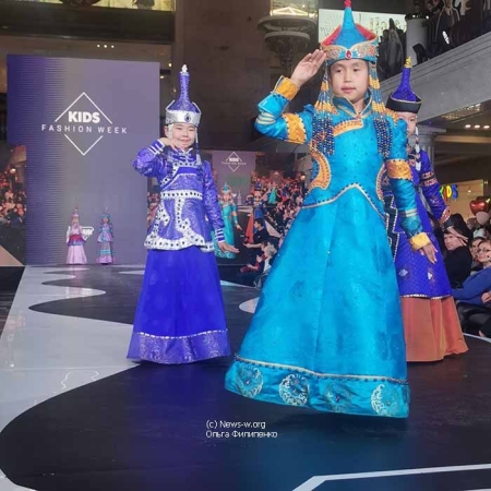 XIII сезон Kids Fashion Week: осенняя сказка в ЦДМ