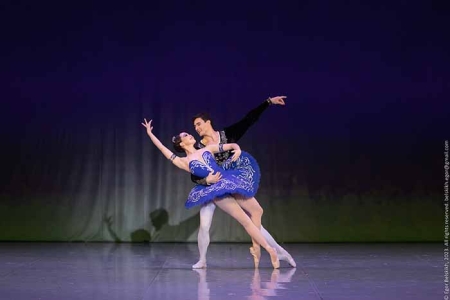 Фестиваль имени Ларисы Сахьяновой  и Петра Абашеева завершился гала-концертом в Бурятском театре оперы и балета
