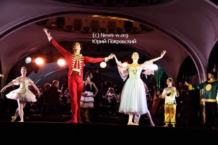Балет Большого театра на станции метро «Маяковская»