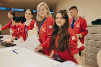 Волонтеры Москвы провели около 90 тысяч смен на выставке «Россия»