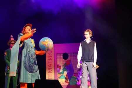 Театр мюзикла из Екатеринбурга покажет три постановки в Москве на сцене ДМТЮА