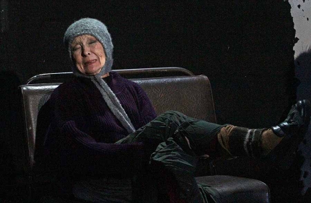 Премьера «Вроде легче» в Театре имени Ермоловой (16+)