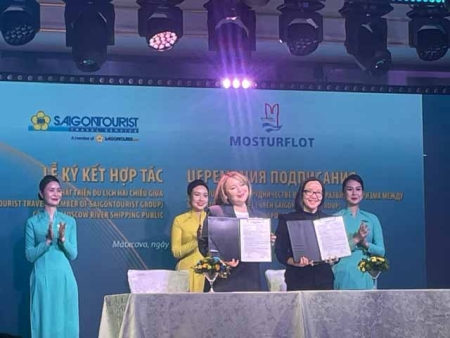 Возобновление прямых рейсов Ханой-Москва, официальная церемония открытия и презентация туристических возможностей Вьетнама