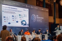 Алгоритмы у власти: как ИИ переписывает правила конкуренции в глобальных отраслях