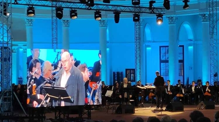 Премьера от Виктора Сухорукова.