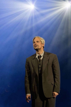 Данила Козловский в премьере спектакля «Чуковский» в Театре Ермоловой