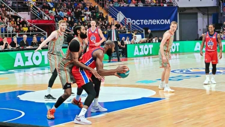 Баскетбольный ЦСКА сильнее «Уралмаша»