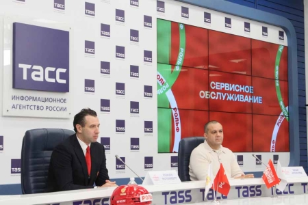 «Красная машина» – детям.