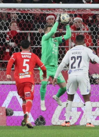 Фундаментальное дерби в пользу спартаковцев