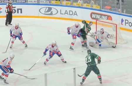 «Профессор» Ларионов снова проиграл, а «Спартак» выиграл в Москве