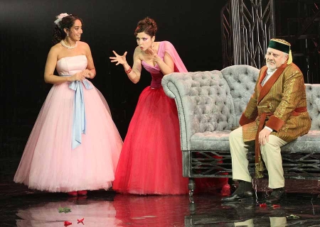 «Свадьба Кречинского» (12+) в театре Сатиры