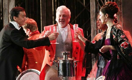 «Свадьба Кречинского» (12+) в театре Сатиры