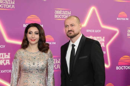 КОНЦЕРТ «ЗВЁЗДЫ ВОСТОКА 2025»: ХИТЫ «ВОСТОК FM» ОБЪЕДИНИЛИ БОЛЕЕ 10 000 ЗРИТЕЛЕЙ