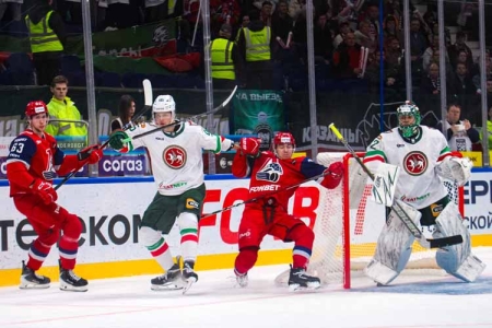 Хоккейные разборки: Москва проиграла Питеру, а Ярославль победил Казань