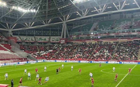 Три  матча футбольной премьер-лиги