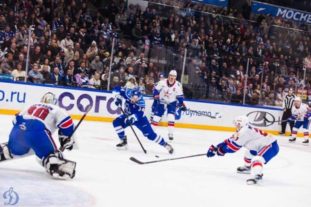 Хоккейные разборки: Москва проиграла Питеру, а Ярославль победил Казань