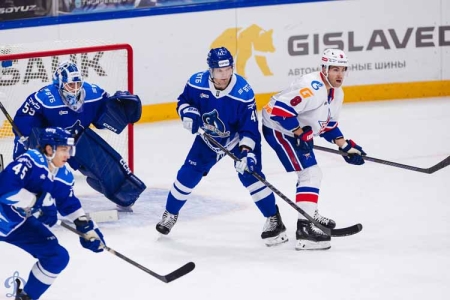 Хоккейные разборки: Москва проиграла Питеру, а Ярославль победил Казань