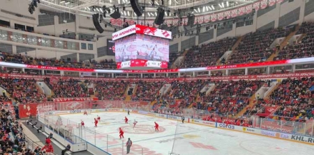 Три хоккейных матча в Москве