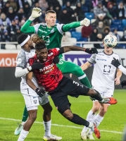 «Балтика» в меньшинстве и без тренера обыгрывает «Спартак»