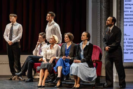 Пушкинцы посвятили показ юбилейного спектакля памяти Веры Алентовой