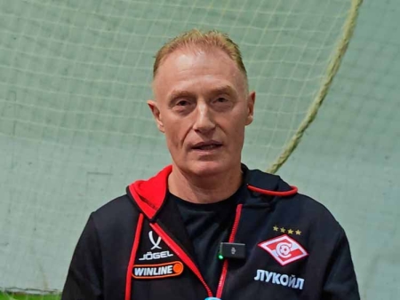 Футбольный матч «Спартак» - журналисты.