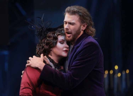 «Опера-триллер, опера-детектив, опера-кровавая драма, опера-кинематограф»