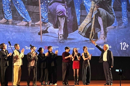 Киноверсия мюзикла Театра кукол Образцова «Рождественская история» (6+)