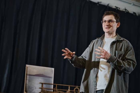 Премьера на стыке драматического и кукольного театров