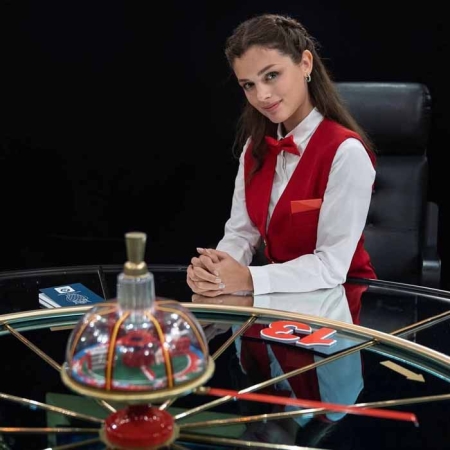 Полина Лысенко: «Если выбирать между футболом и хоккеем — выберу футбол. Это мой родной вид спорта»