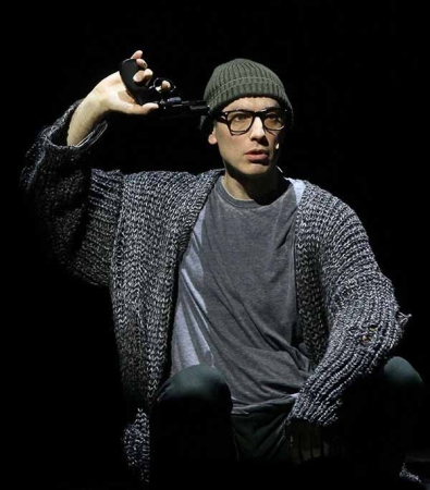 «Грусть в обществе смешна, а слишком большая весёлость неприлична»