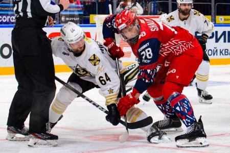 Москвичи проиграли в Череповце, а ярославцы победили на домашнем льду