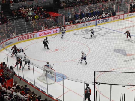 Омичи перебросали сочинцев, а китайцы – уфимцев