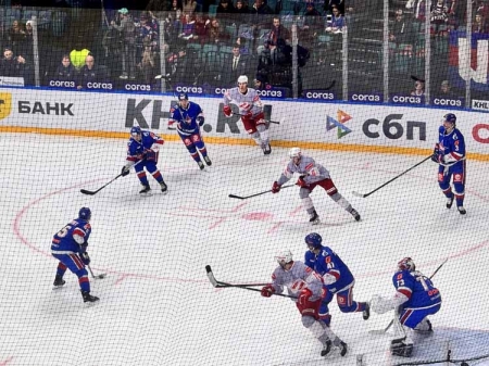 Спартаковцы победили в Питере, а омичи праздновали викторию в Ярославле