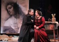 «Опера-триллер, опера-детектив, опера-кровавая драма, опера-кинематограф»