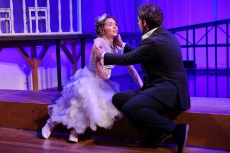 «Белые ночи» (16+) по роману Достоевского на сцене ШДИ